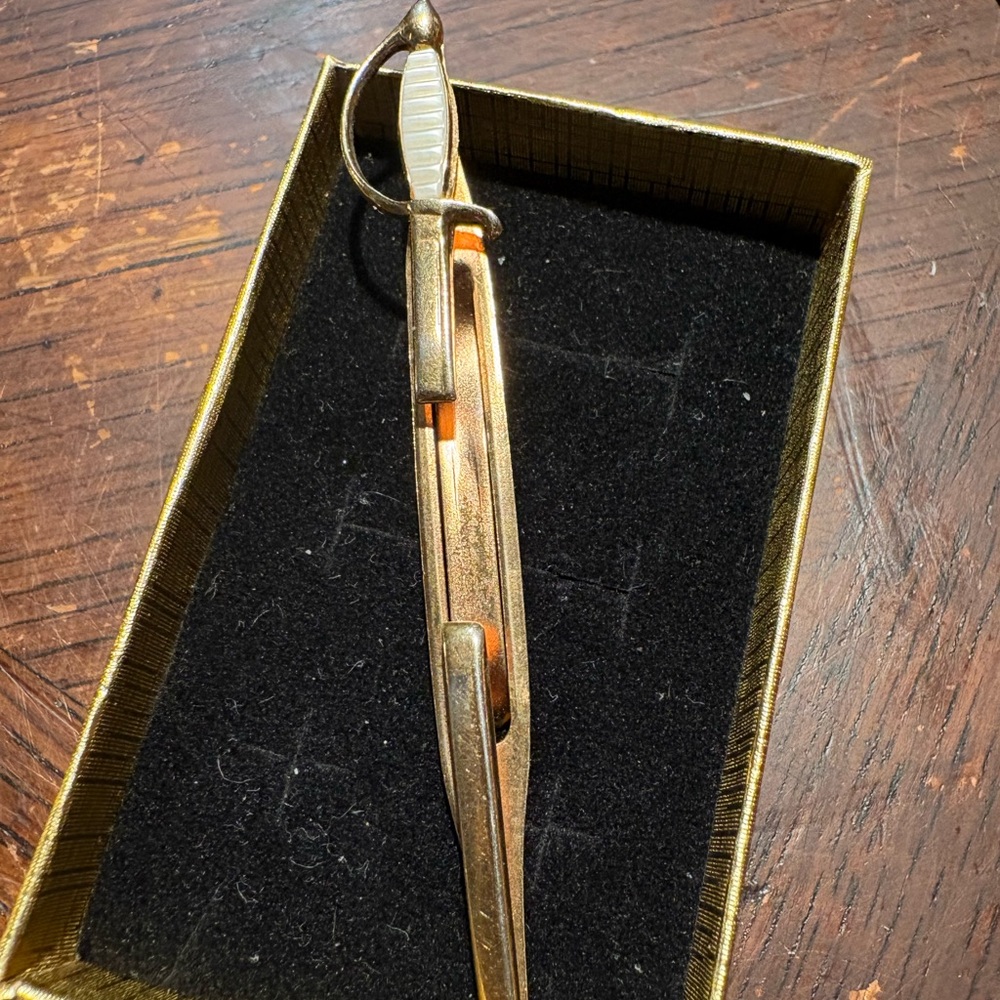 SWANK Gold Tone tie Accessory 1950’s 1960’s vintage